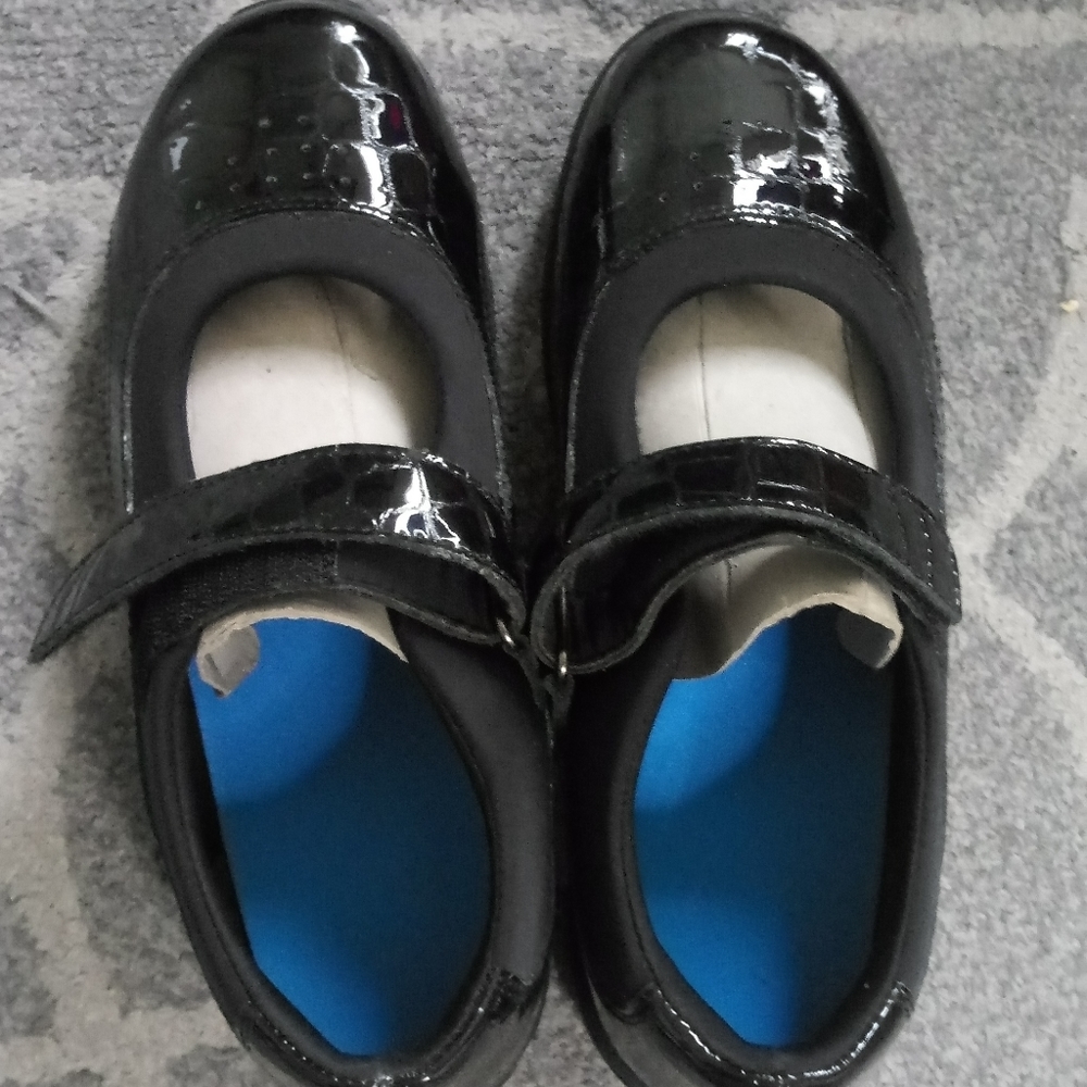 Drew womens comfort shoes